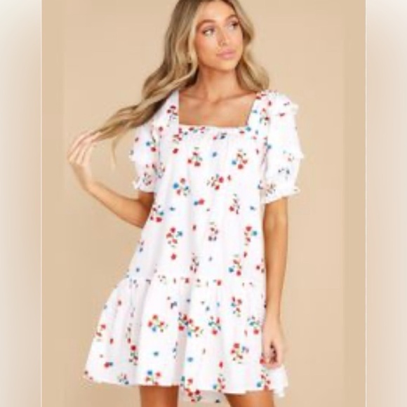 Olivia James the Label Sophie Dress Ruffle Square Neck Floral Size Large White - Picture 1 of 11